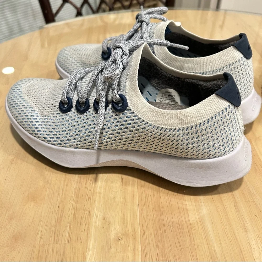 Women’s Allbirds Size 10 - Picture 6 of 8